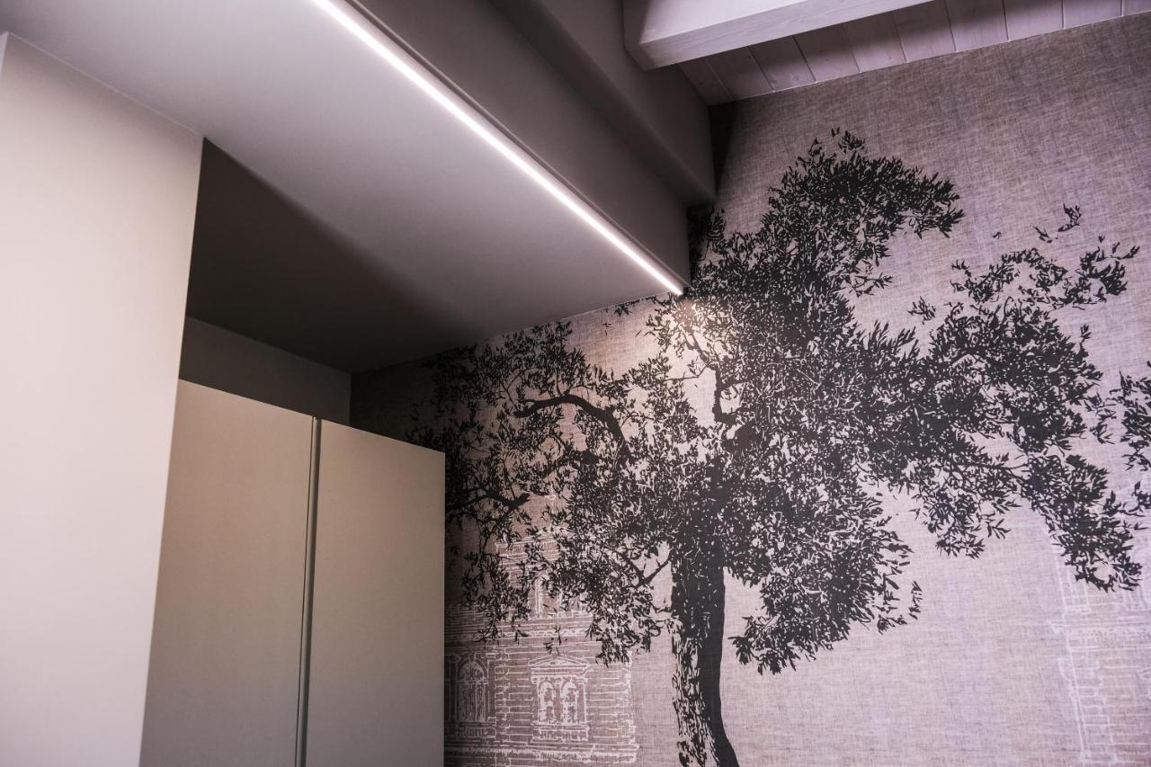 Vicolo Malavolta 7 Rooms And Suites ペダーゾ エクステリア 写真
