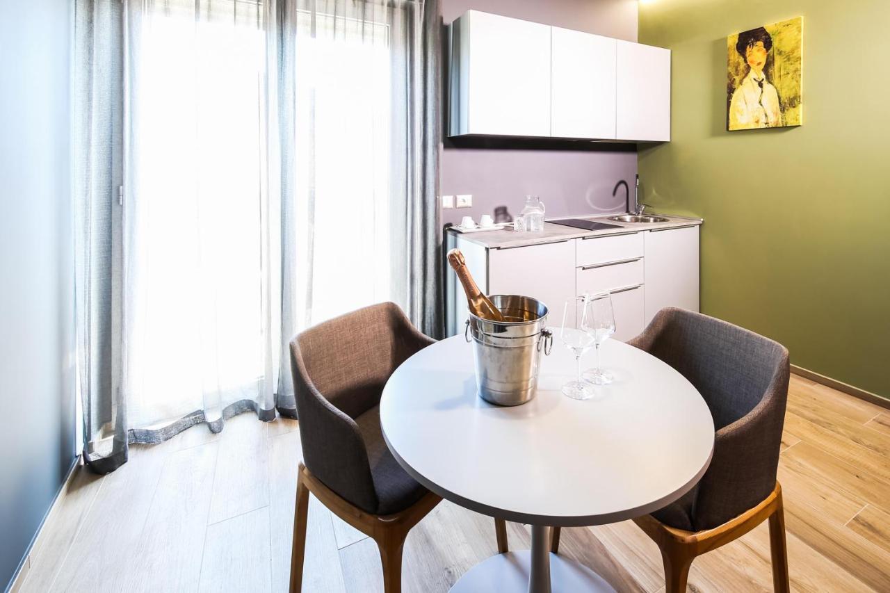 Vicolo Malavolta 7 Rooms And Suites ペダーゾ エクステリア 写真