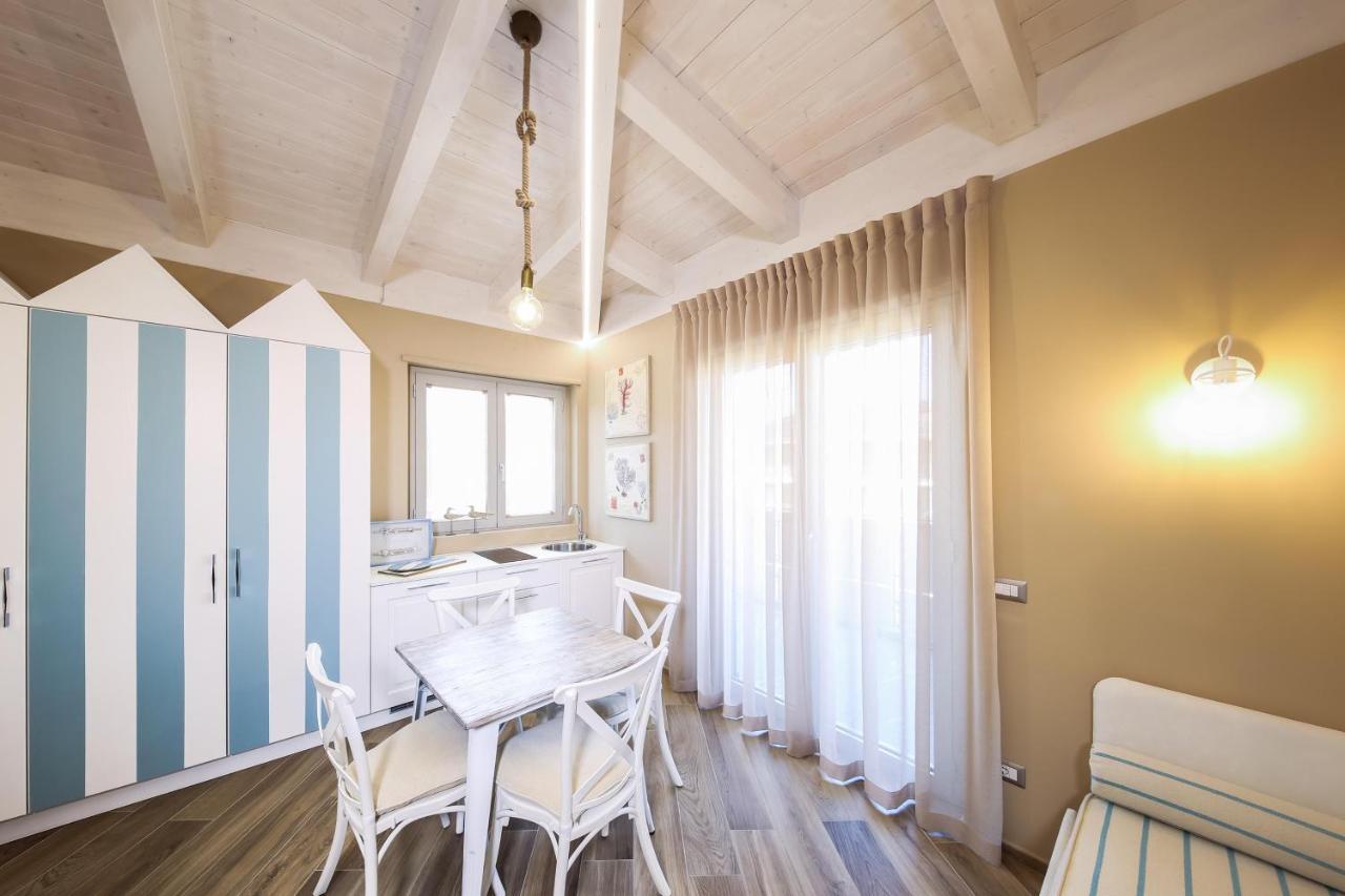 Vicolo Malavolta 7 Rooms And Suites ペダーゾ エクステリア 写真