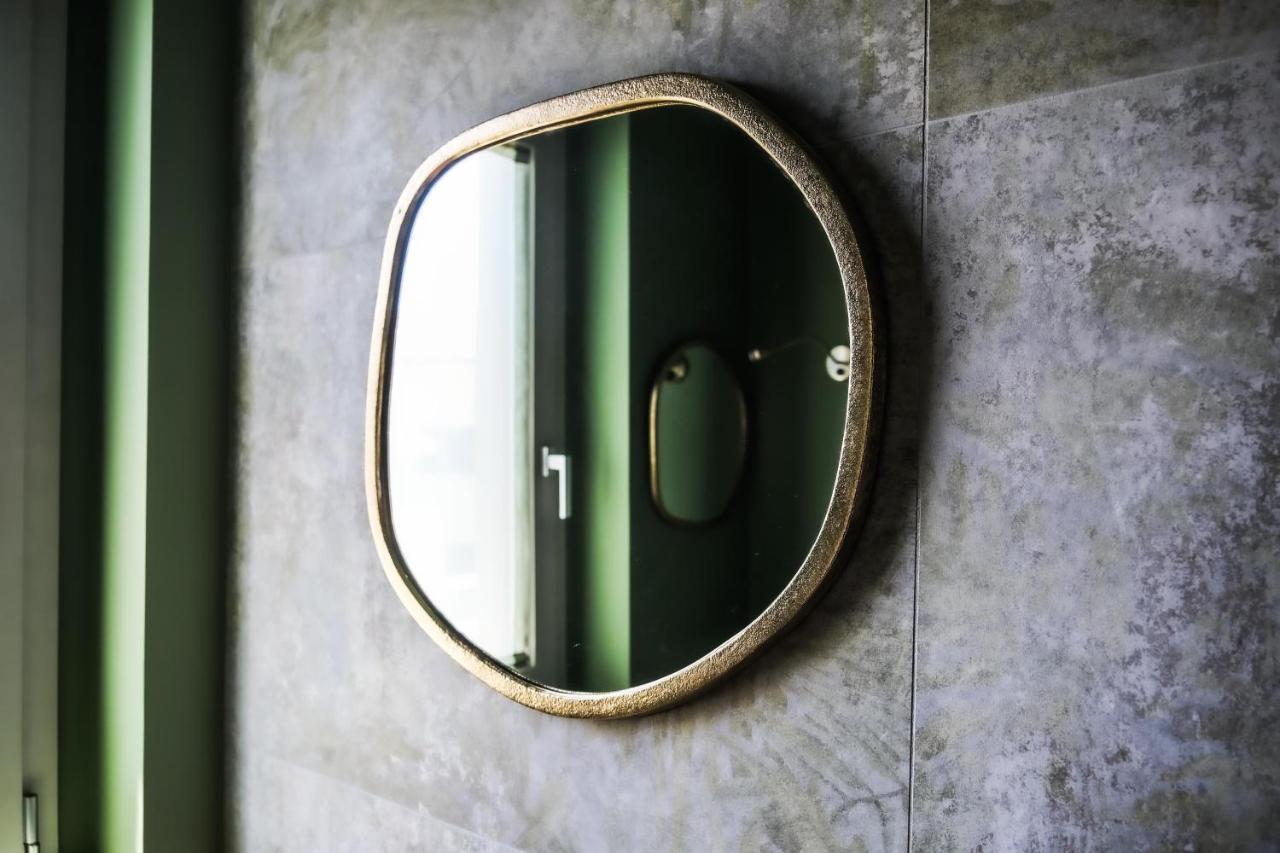 Vicolo Malavolta 7 Rooms And Suites ペダーゾ エクステリア 写真