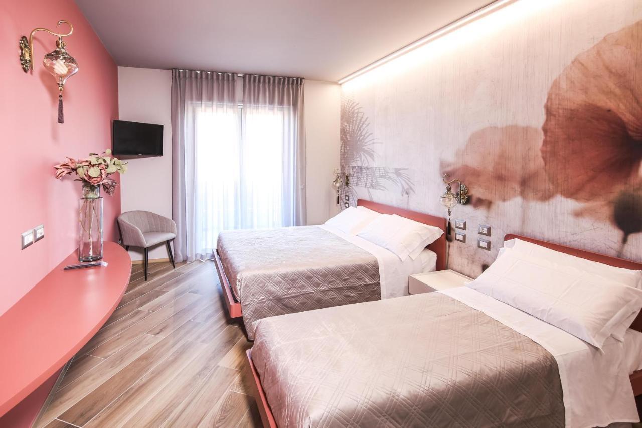 Vicolo Malavolta 7 Rooms And Suites ペダーゾ エクステリア 写真